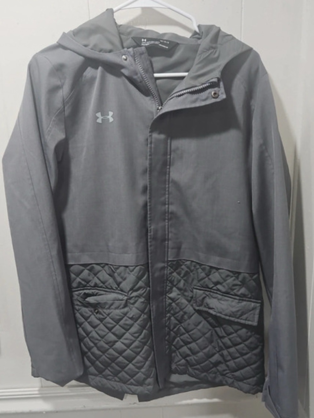 WOMENS Under Armour COLDGEAR  Storm Quilted Jacket Long Length Hooded Sz L Gray